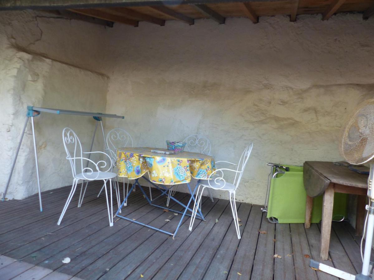 Maison Des Remparts Nichee Sous La Cite Carcassonne Exteriér fotografie