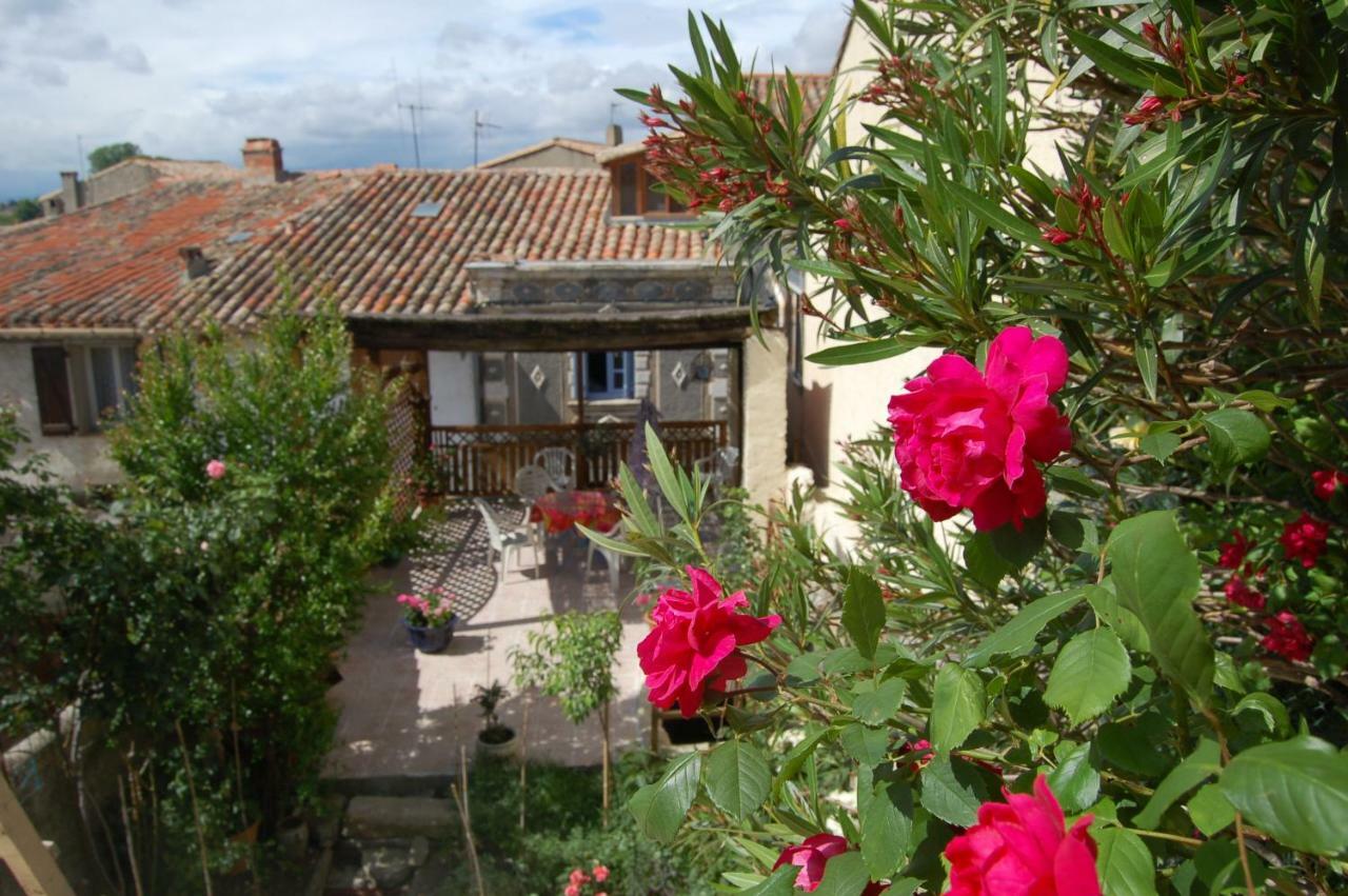Maison Des Remparts Nichee Sous La Cite Carcassonne Exteriér fotografie